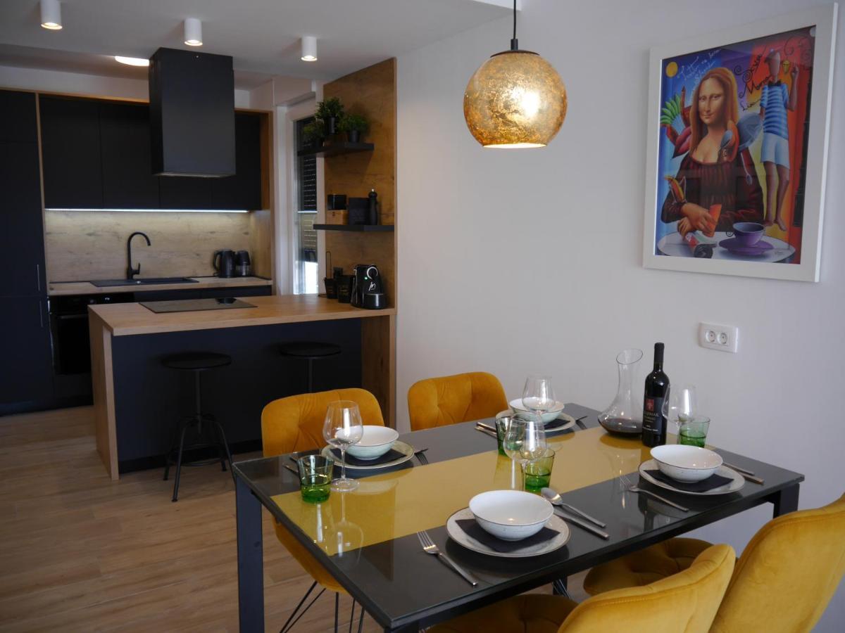 Apartment "Mon Ami" Trogir Exterior foto