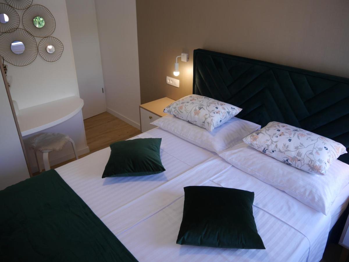 Apartment "Mon Ami" Trogir Exterior foto